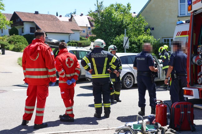 Drei Verletzte: Schwerer Verkehrsunfall mit zwei beteiligten Autos in Gallspach