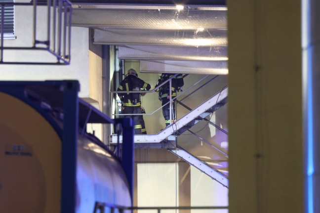 Brand bei einem Produktionsbetrieb in Wels-Vogelweide