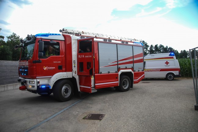 Zwei Feuerwehr bei dubiosem Brandeinsatz in Marchtrenk im Einsatz