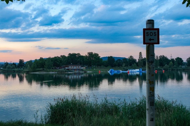 T�dlicher Badeunfall: Schwimmerin (76) im Pichlinger See in Linz-Pichling ertrunken