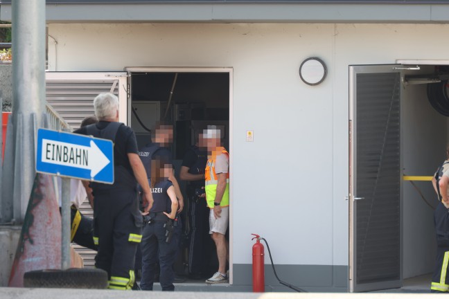 Brand in Trafostation: Zwei Verletzte bei Brandereignis in Stadl-Paura