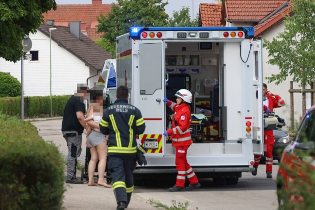 Brandeinsatz: Kleinbrand in der K�che einer Mehrparteienhauswohnung in Wels-Neustadt