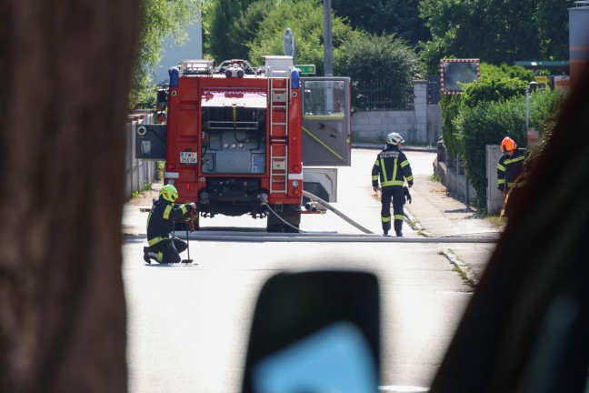 Siedlung evakuiert: Einsatz nach gr��erem Gasaustritt in Neumarkt im Hausruckkreis