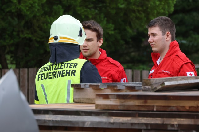 Drei Verletzte nach Kellerbrand in einem Wohnhaus in Waldneukirchen
