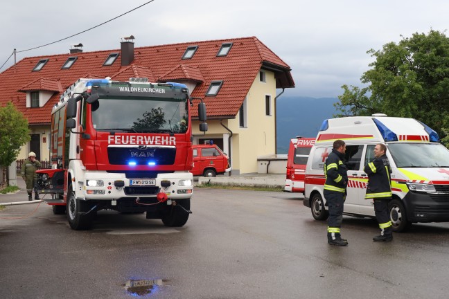 Drei Verletzte nach Kellerbrand in einem Wohnhaus in Waldneukirchen