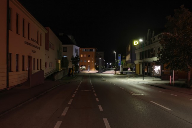 Stromausfall: Eins�tze nach n�chtlicher St�rung im Stromnetz in Thalheim bei Wels