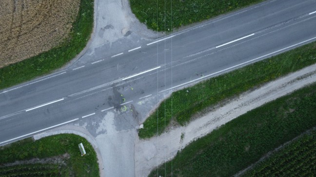 T�dlicher Verkehrsunfall: Motorradlenker (54) starb bei Crash auf Rieder Stra�e in Rottenbach