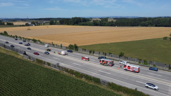 Eberstalzell: Stau nach Verkehrsunfall im Reiseverkehr auf Westautobahn