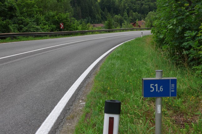 T�dlicher Verkehrsunfall: Motorradlenker (41) bei Klaus an der Pyhrnbahn t�dlich verungl�ckt