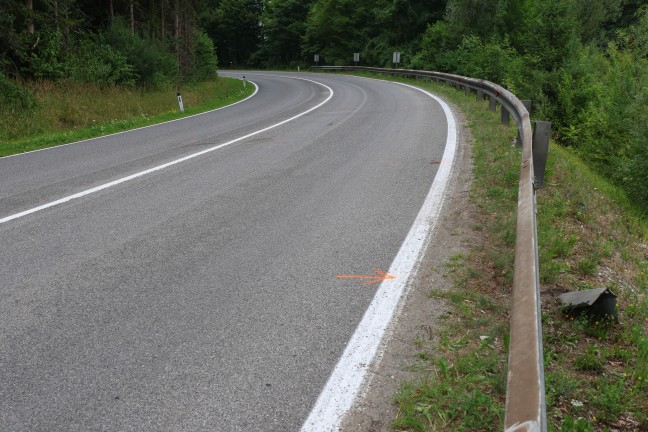 T�dlicher Verkehrsunfall: Motorradlenker (41) bei Klaus an der Pyhrnbahn t�dlich verungl�ckt