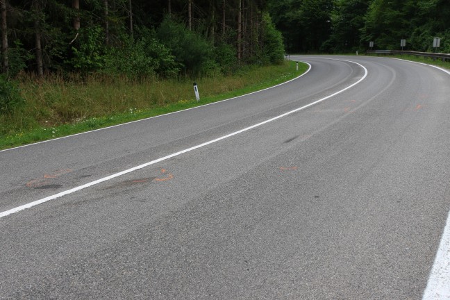 T�dlicher Verkehrsunfall: Motorradlenker (41) bei Klaus an der Pyhrnbahn t�dlich verungl�ckt