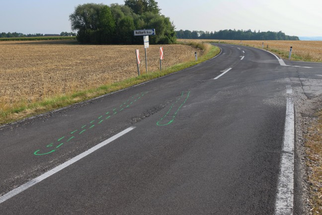 T�dlicher Verkehrsunfall: Rennradfahrer (83) stirbt bei schwerem Crash in Wartberg an der Krems
