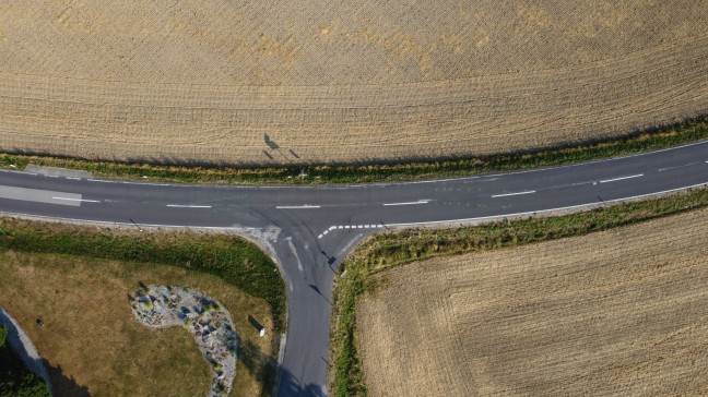 T�dlicher Verkehrsunfall: Rennradfahrer (83) stirbt bei schwerem Crash in Wartberg an der Krems