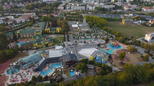 Bub (4) nach Ertrinkungsnotfall in einem Erlebnisbad in Bad Schallerbach erfolgreich reanimiert