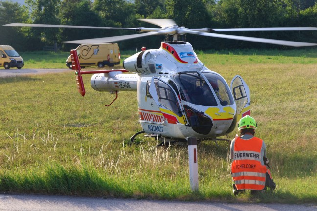 Dreisitzer-Trike �berschlagen: Schwerer Verkehrsunfall in Micheldorf in Ober�sterreich