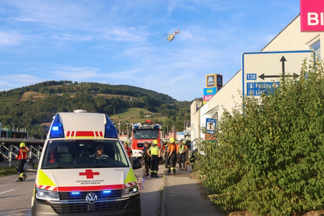 Dreisitzer-Trike �berschlagen: Schwerer Verkehrsunfall in Micheldorf in Ober�sterreich