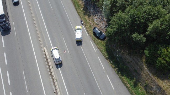 Vier Verletzte bei schwerem Verkehrsunfall auf Innkreisautobahn bei Haag am Hausruck