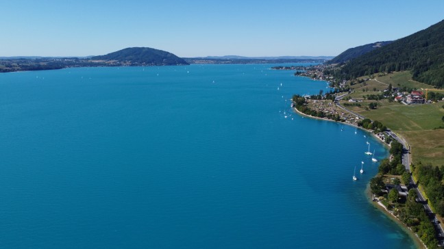 Taucheinsatz im Attersee: Entwarnung nach bef�rchtetem Tauchunfall in Weyregg am Attersee
