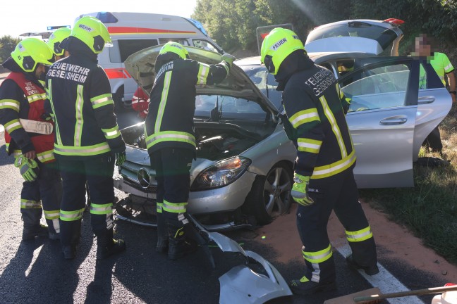 Vier Verletzte bei schwerem Verkehrsunfall auf Innkreisautobahn bei Krenglbach