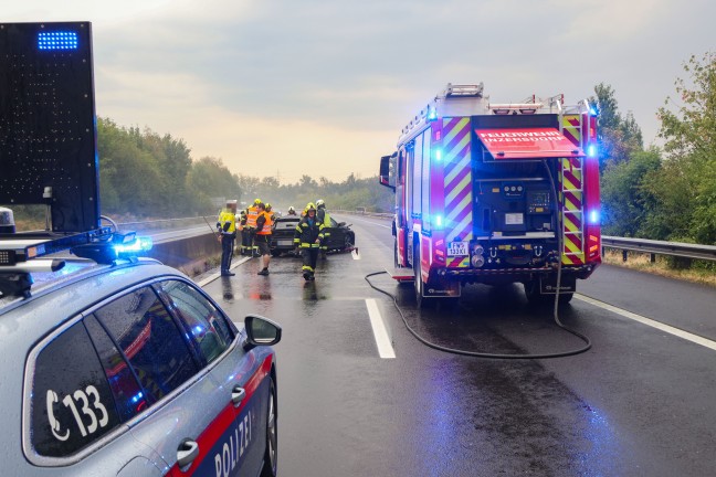Aquaplaning: Auto auf Pyhrnautobahn bei Inzersdorf im Kremstal verunfallt