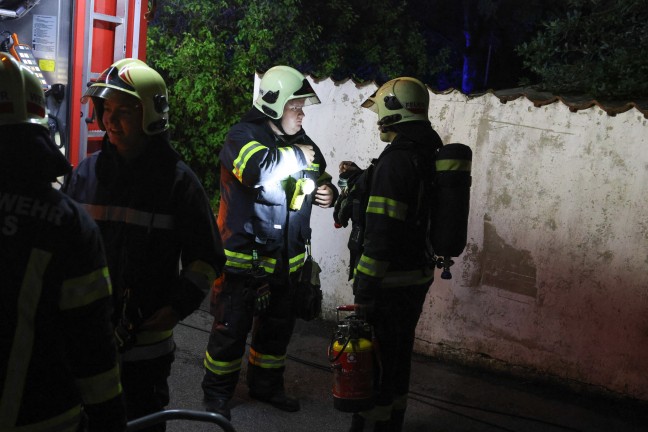 Pooltechnik betroffen: Brand im Kellerbereich eines Einfamilienhauses in Wels-Lichtenegg