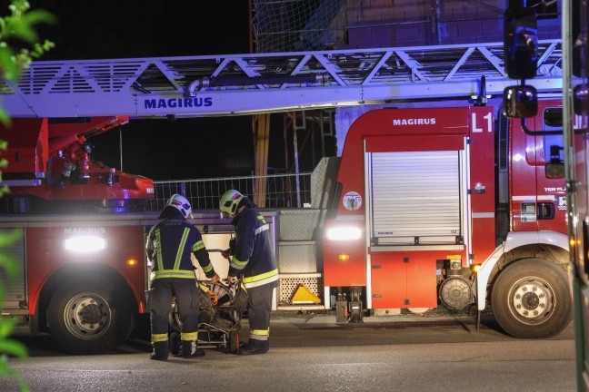 Pooltechnik betroffen: Brand im Kellerbereich eines Einfamilienhauses in Wels-Lichtenegg