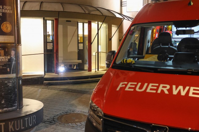 Sicherungseinsatz in Wels-Neustadt nach n�chtlichem Einbruch in eine Apotheke