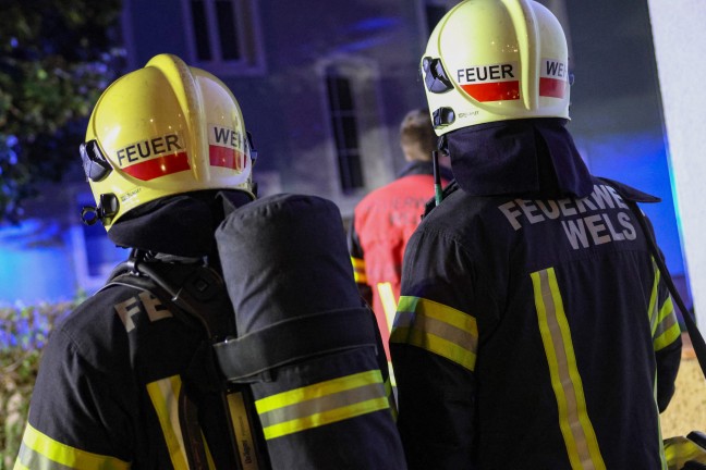 Auff�lliger Geruch in Wels-Vogelweide f�hrte zu sp�tabendlichem Einsatz von Feuerwehr und Polizei