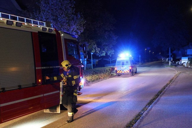 Einsatzkr�fte bei vermutetem CO-Austritt in einer Wohnung in Wels-Neustadt im Einsatz