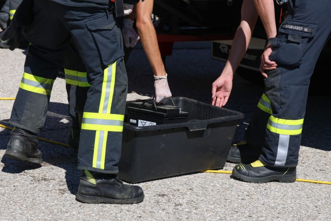 Batterie ausgegast: �berhitzte Akkus eines Stromspeichers in einem Reihenhaus in Grieskirchen