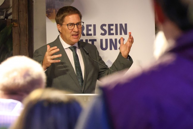 Freiheitliche Wirtschaft: Gro�er Wirtschaftsempfang mit besonderem Charme in einer G�rtnerei in Wels