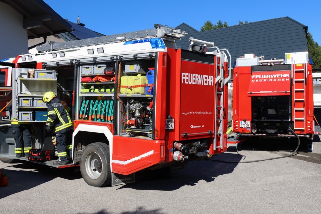 Vier Feuerwehren bei Brand in einem Nebengeb�ude in Altm�nster im Einsatz