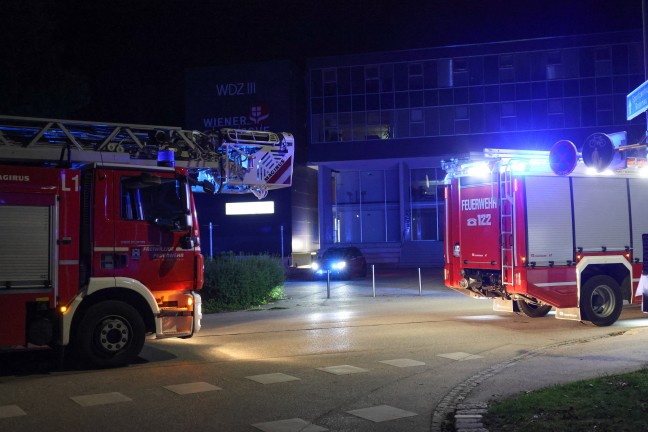 Einsatz wegen Brandverdachts: Rasche Entwarnung nach gemeldetem Brandgeruch in Wels-Lichtenegg