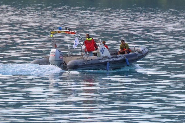 T�dlicher Tauchunfall: Taucher starb nach Notaufstieg aus dem Attersee in Steinbach am Attersee