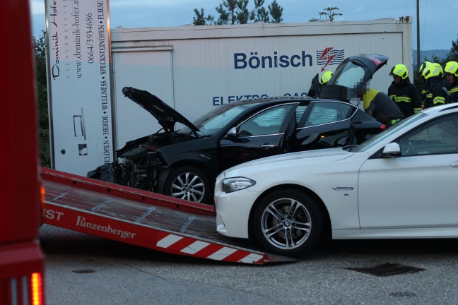 Schwerer Crash zwischen zwei PKW auf Rohrbacher Stra�e bei St. Martin im M�hlkreis