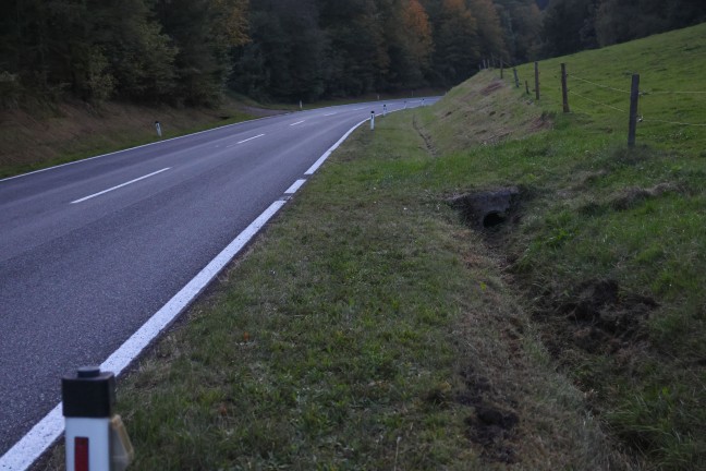 T�dlicher Verkehrsunfall: Motorradfahrer (91) auf Pyhrnpass Stra�e bei St. Pankraz schwer gest�rzt