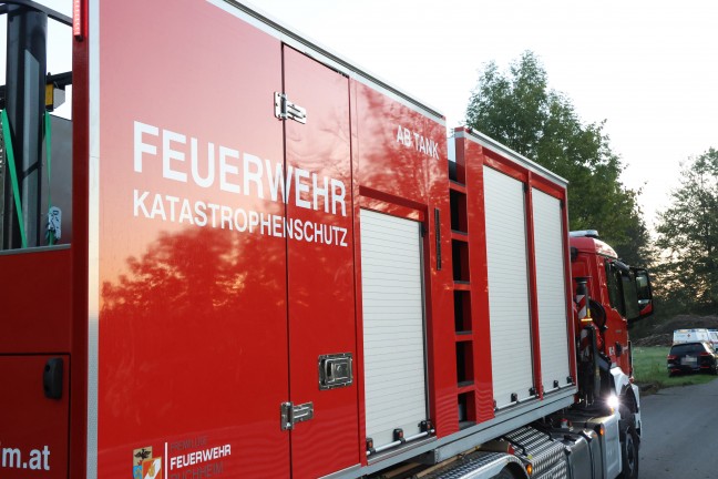 Personenrettung: Schwerverletzte Person aus steiler B�schung in Attnang-Puchheim gerettet