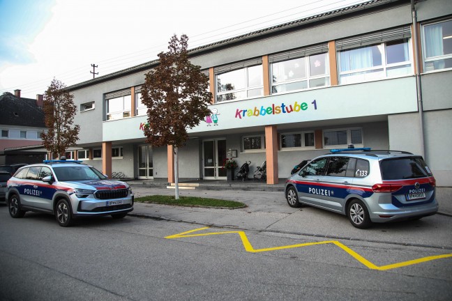 Ermittlungen in Marchtrenk: Spurensicherung nach mutma�licher Einbruchsserie in Kinderg�rten