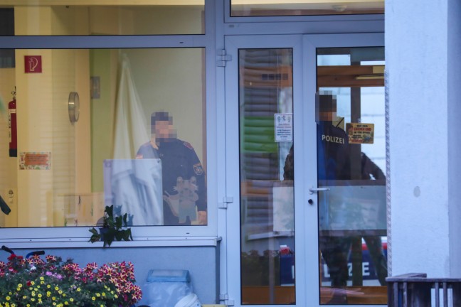 Ermittlungen in Marchtrenk: Spurensicherung nach mutma�licher Einbruchsserie in Kinderg�rten