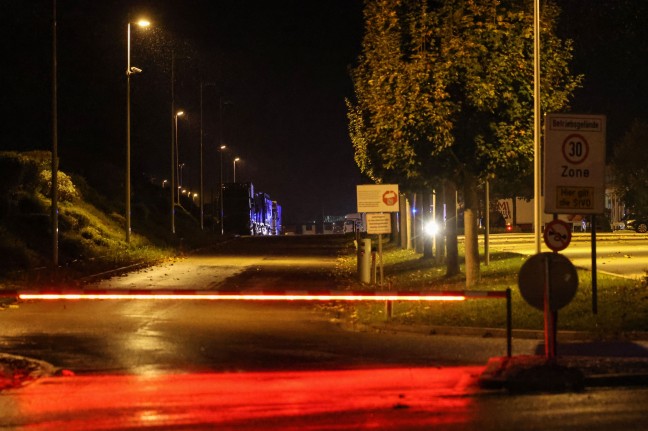 Brand eines Staplers im Zentrallager einer Lebensmittelkette in Sattledt sorgte f�r Einsatz