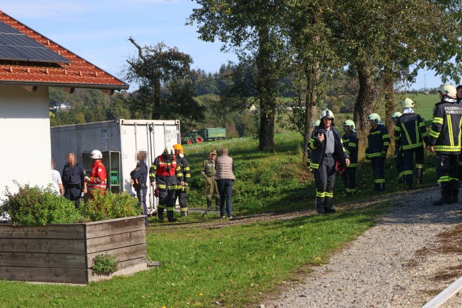 Brand in einem Hofladengeb�ude in Prambachkirchen sorgte f�r Einsatz zweier Feuerwehren