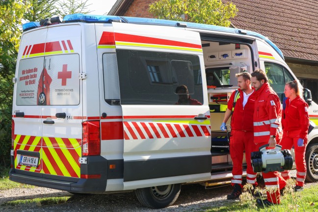 Brand in einem Hofladengeb�ude in Prambachkirchen sorgte f�r Einsatz zweier Feuerwehren