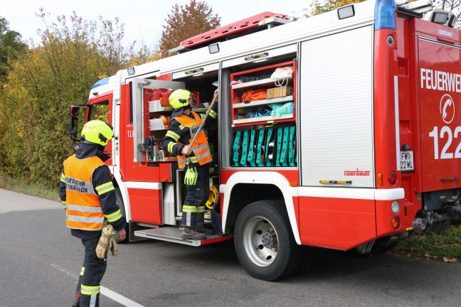 Schwerer Verkehrsunfall im Kreuzungsbereich der Pyhrnpass Stra�e in Thalheim bei Wels