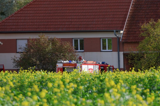 Drei Feuerwehren nach kleinerem Brand in einem landwirtschaftlichen Geb�ude in Piberbach im Einsatz
