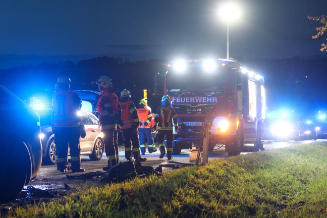 Frontalcrash zweier Fahrzeuge bei Allhaming fordert drei Verletzte