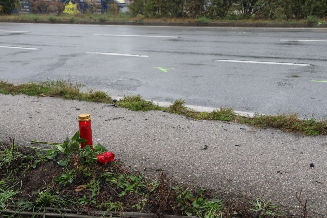 T�dlicher Verkehrsunfall: Geisterfahrer (39) starb bei Crash dreier PKW in Wels-Schafwiesen