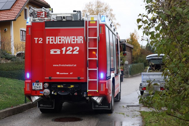 Zwei Feuerwehren bei Brand in einem Wohngeb�ude in Micheldorf in Ober�sterreich im Einsatz