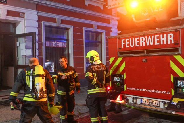 Sieben Verletzte bei K�chenbrand in einem Restaurant in V�cklabruck