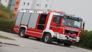 Brandverdacht in einer Siedlungsanlage in Wels-Lichtenegg