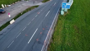 Pensionist (83) bei Unfall in Freistadt aus Fahrzeug geschleudert und dabei tödlich verletzt